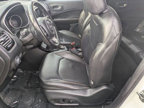 Used 2020 Jeep Compass Limited image 15