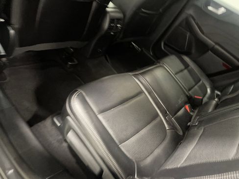 Used 2022 Ford Escape SEL w/ Technology Package AWD/4WD image 7