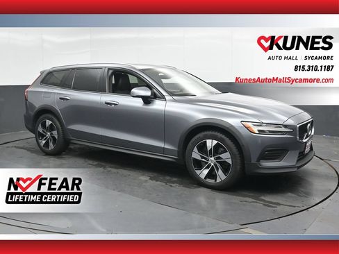 Used 2020 Volvo V60 T5 Cross Country w/ Protection Package AWD/4WD image 1