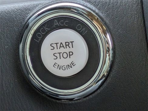 Used 2024 Nissan Armada SL w/ Midnight Edition Package image 33