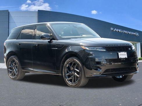 Used 2024 Land Rover Range Rover Sport Dynamic SE AWD/4WD image 3