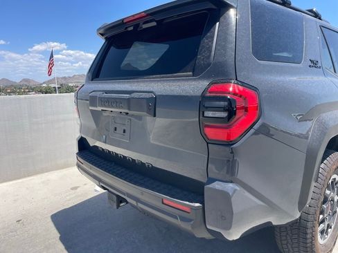 Used 2025 Toyota 4Runner TRD Off-Road Premium AWD/4WD image 4
