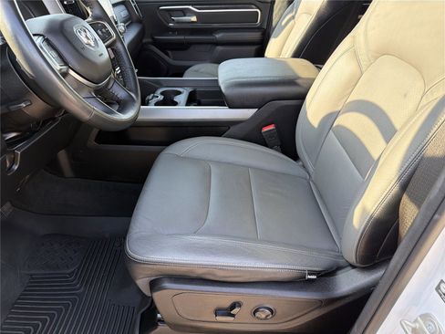 Used 2024 RAM 1500 Big Horn AWD/4WD image 8