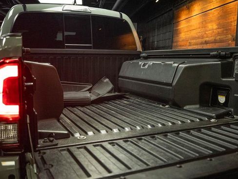 Used 2023 Toyota Tacoma 4x4 Double Cab w/ Trail Edition image 7