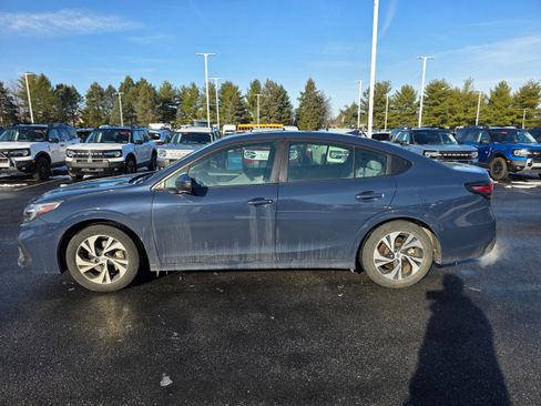 Used 2024 Subaru Legacy Premium image 2