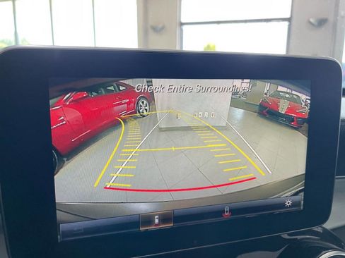 Used 2016 Mercedes-Benz C 63 AMG Sedan image 32