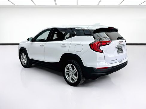 Used 2020 GMC Terrain SLE w/ LPO, Floor Liner Package FWD image 6