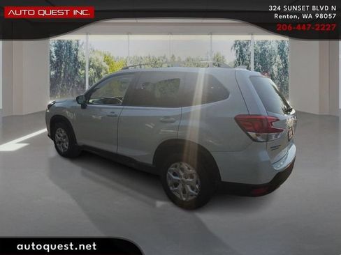 Used 2022 Subaru Forester AWD/4WD image 7