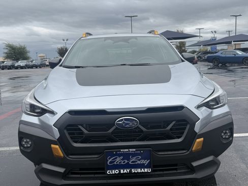 Used 2024 Subaru Crosstrek 2.5i Wilderness image 2
