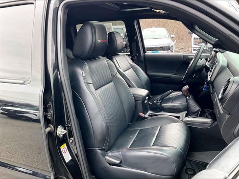 Used 2019 Toyota Tacoma TRD Pro image 10