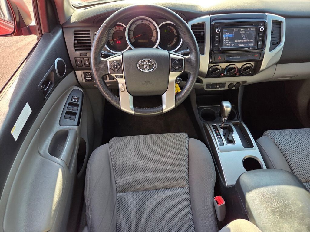 Used 2015 Toyota Tacoma PreRunner w/ TRD Off-Road Package RWD image 15