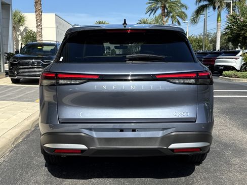 Certified 2026 INFINITI QX60 Luxe w/ Cargo Package FWD image 5