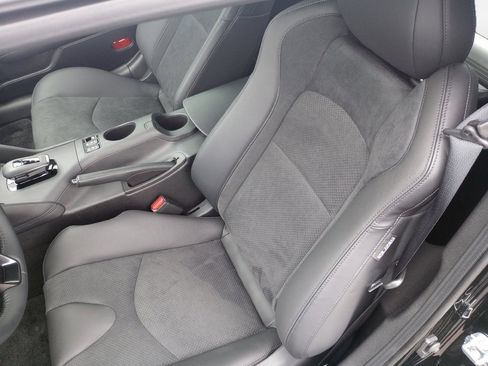 New 2025 Nissan Z Performance w/ Floor Mat Package image 8