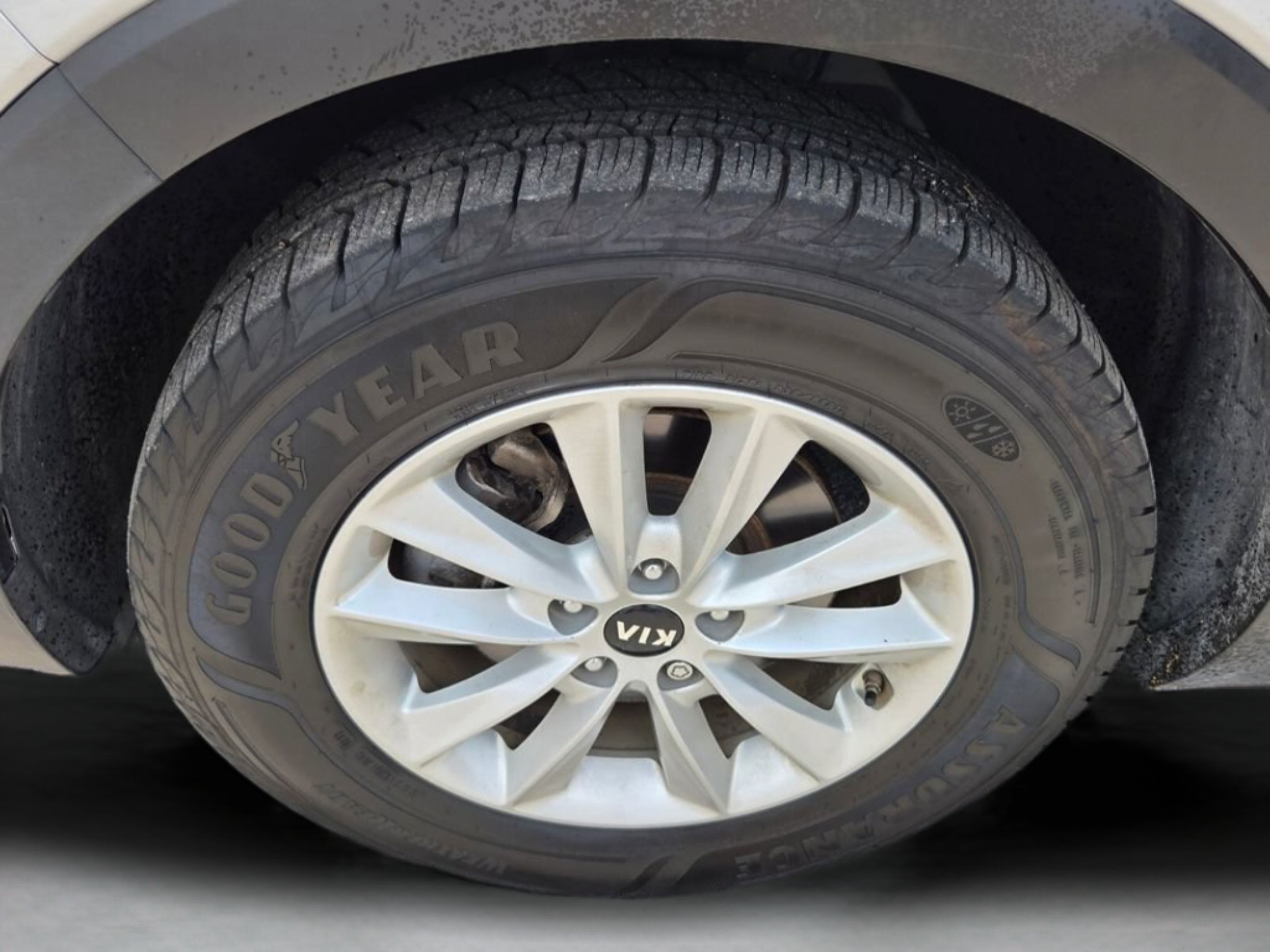 Used 2020 Kia Sorento LX w/ LX I4 Convenience Package AWD/4WD image 9
