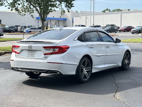 Used 2021 Honda Accord Touring image 13