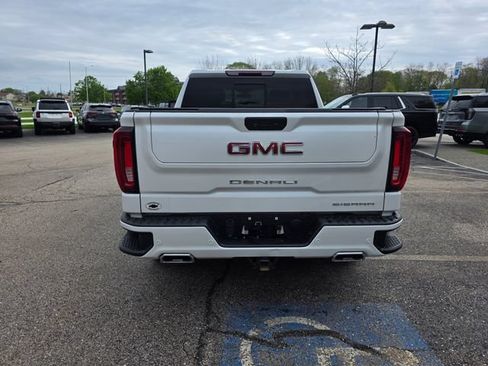 Used 2021 GMC Sierra 1500 Denali w/ Driver Alert Package II AWD/4WD image 3