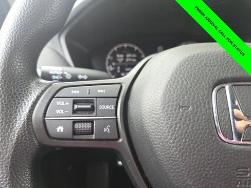 Used 2024 Honda HR-V LX image 43