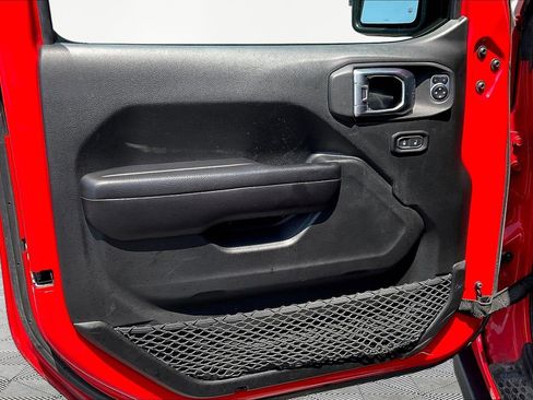 Used 2018 Jeep Wrangler Sport AWD/4WD image 21