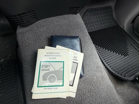 Used 1999 Ford F150 Lariat image 20