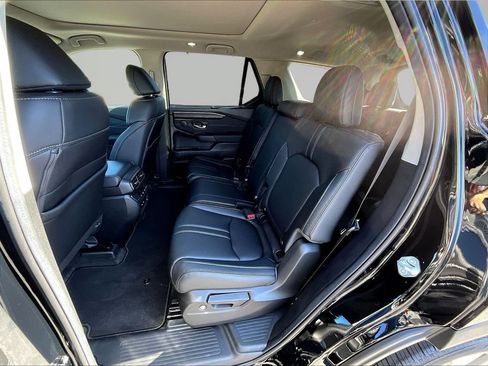 New 2026 Honda Pilot Touring image 25