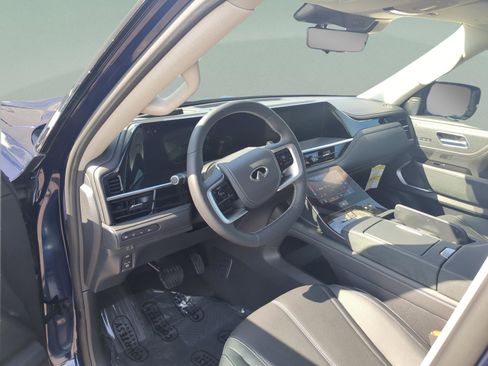 Used 2025 INFINITI QX80 Sensory w/ Exterior Package image 16