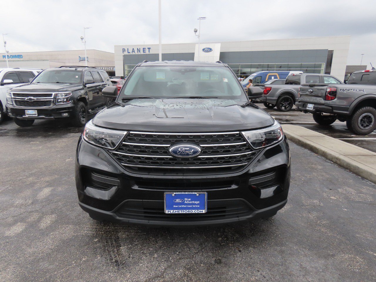 Certified 2024 Ford Explorer XLT RWD image 4