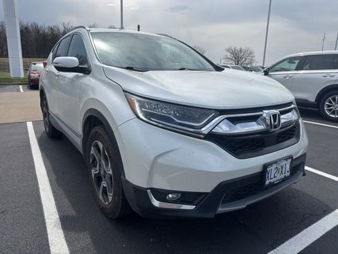 Used 2018 Honda CR-V Touring image 4