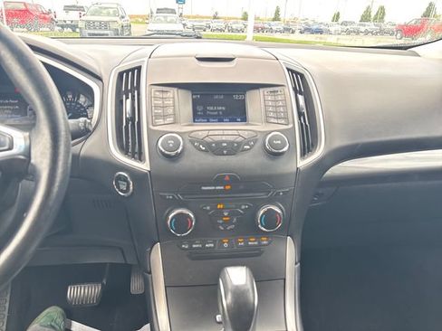 Used 2016 Ford Edge SEL AWD/4WD image 18