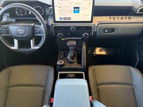 Certified 2025 Toyota 4Runner 4WD image 17