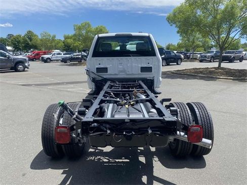 New 2025 Ford F450 XL image 27