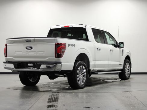 Used 2024 Ford F150 Lariat w/ FX4 Off-Road Package image 4