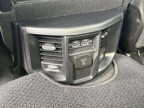 Used 2024 RAM 2500 Laramie AWD/4WD image 14