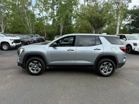 Used 2026 GMC Terrain Elevation FWD image 2