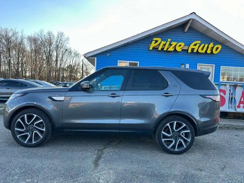 Used 2017 Land Rover Discovery HSE image 3