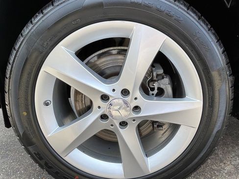Used 2017 Mercedes-Benz GLE 350 4MATIC image 16