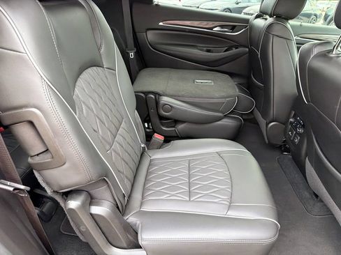 Used 2023 Buick Enclave Avenir w/ Avenir Technology Package FWD image 15