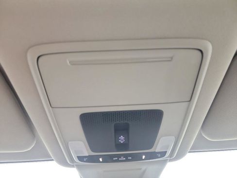 Certified 2023 Honda CR-V EX image 33