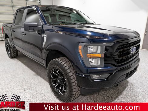 Used 2023 Ford F150 XLT image 6