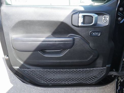 Used 2022 Jeep Wrangler Unlimited Sport w/ Cold Weather Group image 12