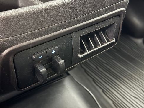Used 2019 Ford Transit 250 130 Low Roof RWD image 16