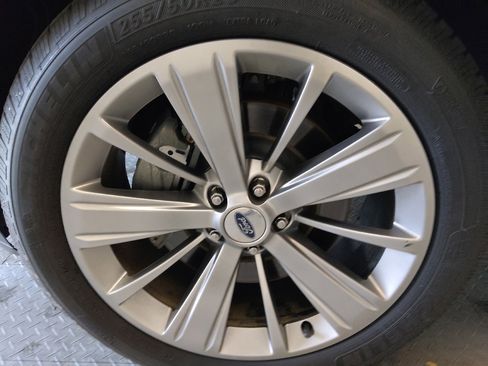 Used 2019 Ford Explorer Limited w/ Class III Trailer Tow Package FWD image 31