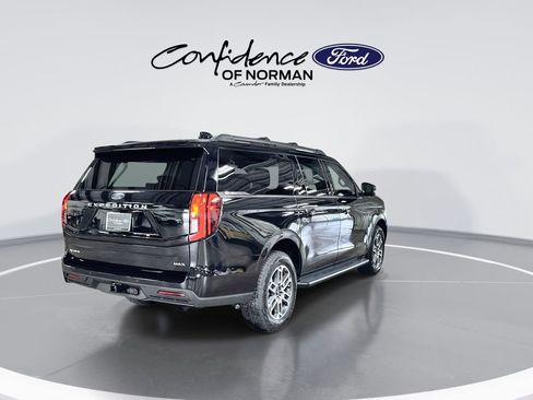 New 2026 Ford Expedition Max Active AWD/4WD image 8