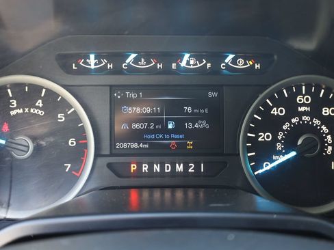 Used 2016 Ford F150 XLT w/ Equipment Group 302A Luxury AWD/4WD image 14