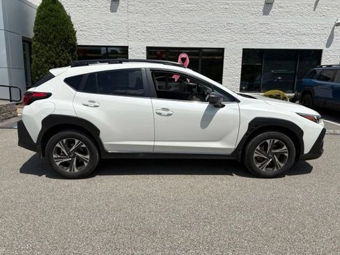 Used 2024 Subaru Crosstrek 2.0i Premium AWD/4WD image 8