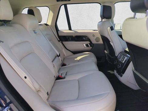 Used 2019 Land Rover Range Rover HSE AWD/4WD image 22