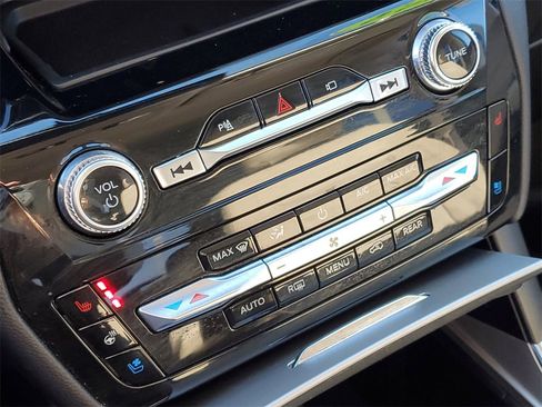 Used 2023 Ford Explorer Limited w/ Hybrid Equipment Group 310A image 24