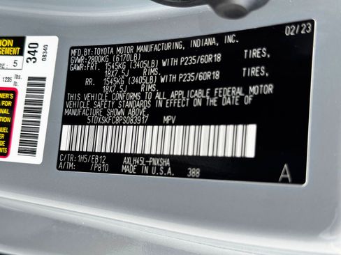 Used 2023 Toyota Sienna XSE image 48