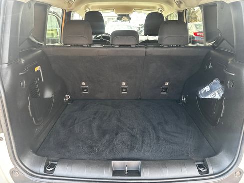 Used 2020 Jeep Renegade Altitude image 22