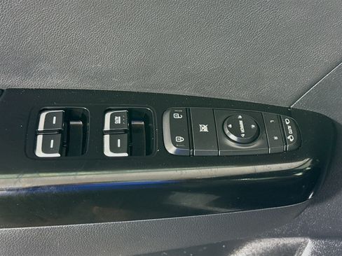 Used 2022 Kia Sportage EX FWD image 24