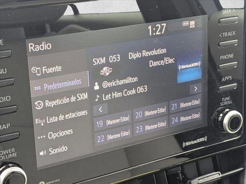 Used 2022 Toyota Corolla Cross L image 13